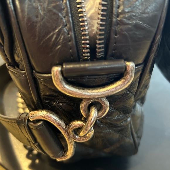 Chanel Handbag with receipt. Carried only once. - Picture 5 of 9